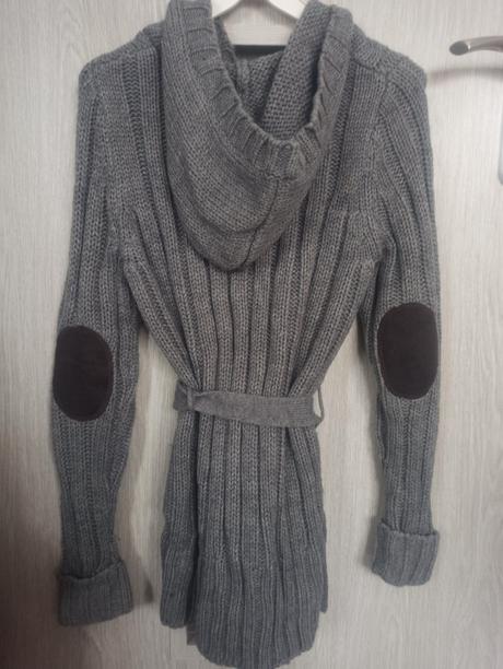 Dámsky nenosený dlhší sveter, h&m,38