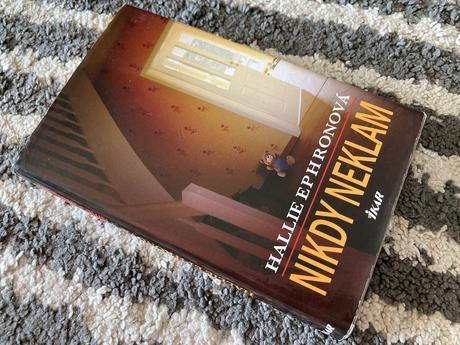 Nikdy neklam (2010),