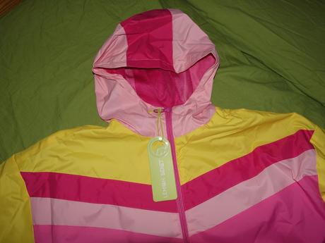 Nova sustakova bundicka lemon beret, 176