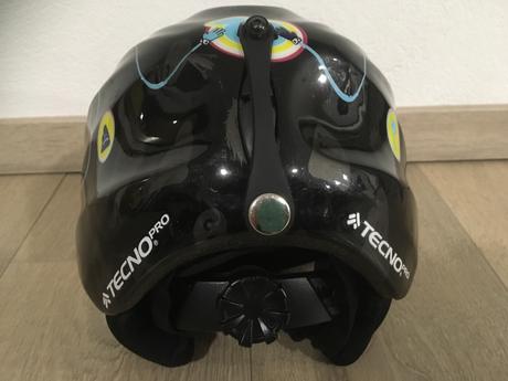 Krásna chlapčenská prilba zn.tecnopro, 