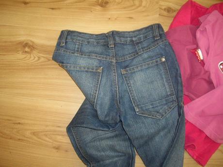 Dievčenský komplet, 122