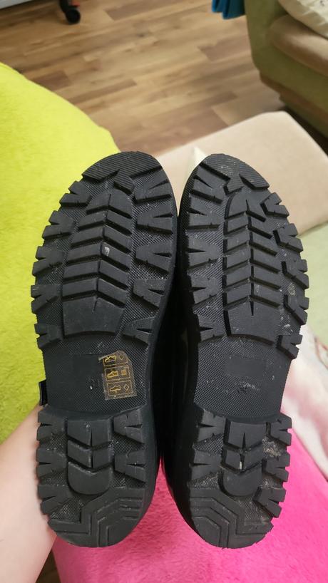 Cierne lakovane sandalky, reserved,34