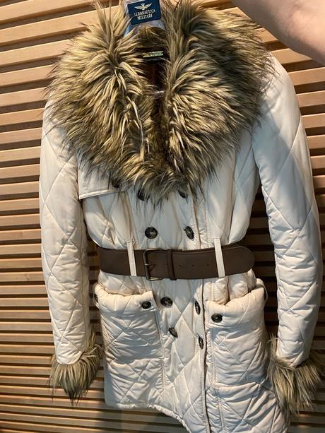 Kabát s kožušinkou, s