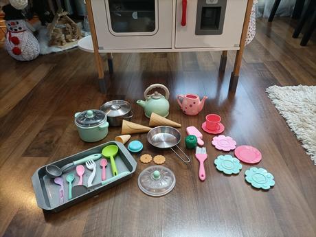 Detská drevená kuchynka, 