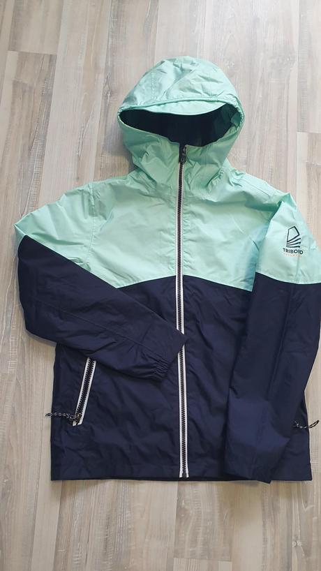 Nová bunda do dažďa, decathlon,146
