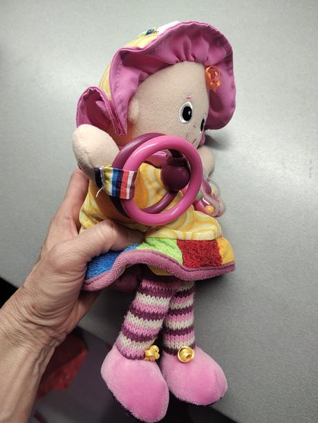 Lamaze bábika emilka,