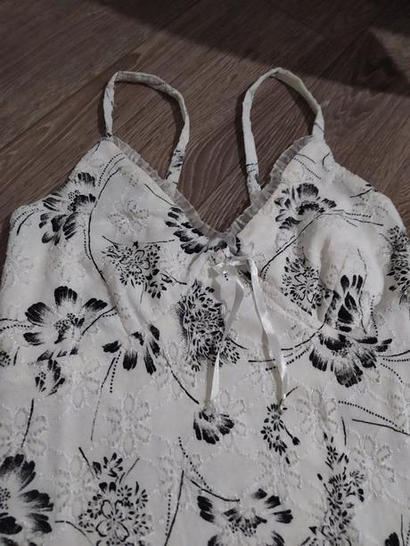 Šaty spoločenské, s