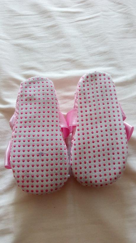 Slavnostne capacky, 19