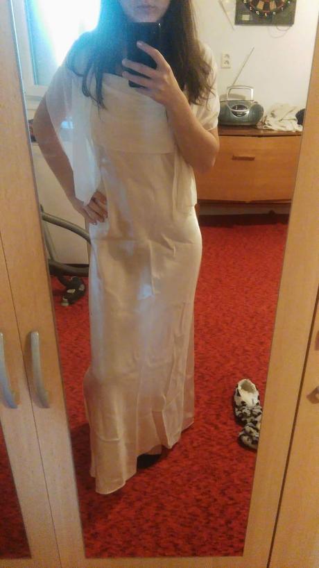 Spoločenské šaty., m