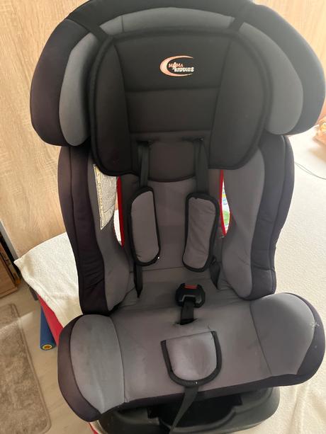 Kvalitná autosedačka zn. mama kiddies, 