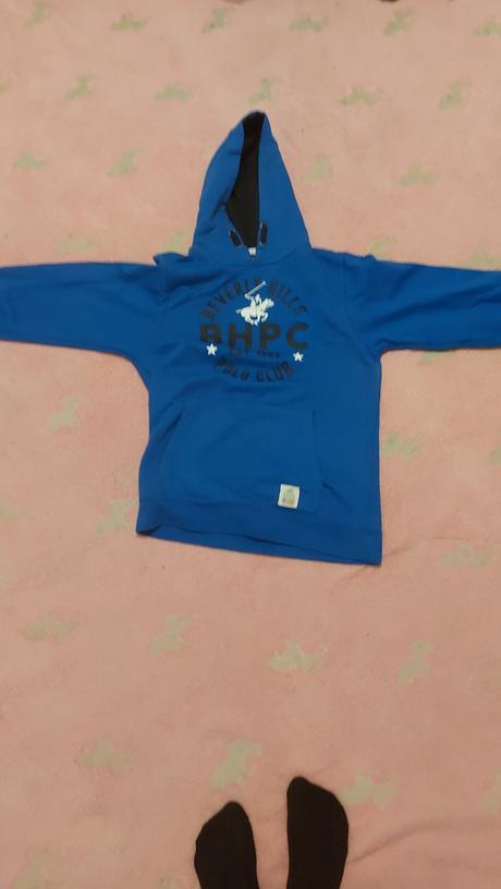 Predám chlapčenskú mikinu veľ.146-152, 146