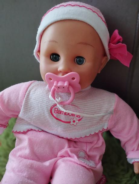 Bábika bambolina,