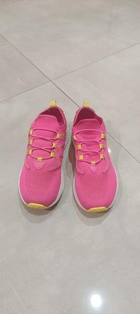 Tenisky, 34