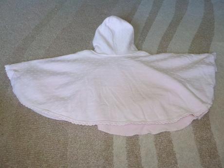 Bundy + pončo veľ. 86-cena spolu za 4 ks, 86