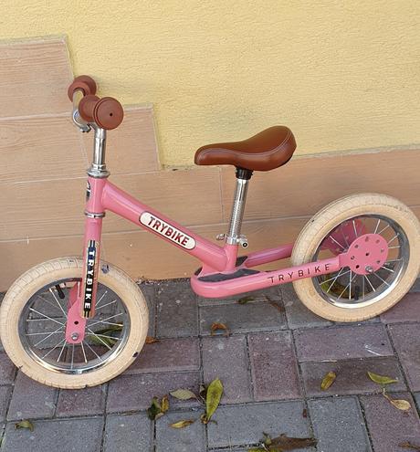 Odrážadlo trybike, trybike