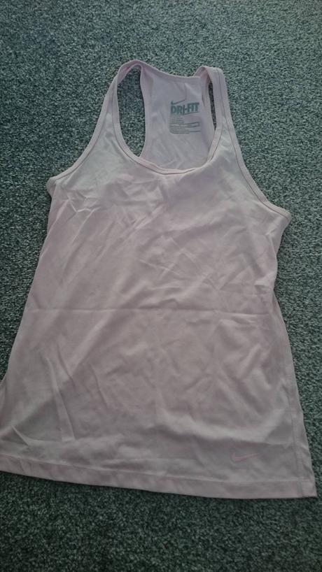 Nike tielka 9druhov/kupa po kuse, nike,m