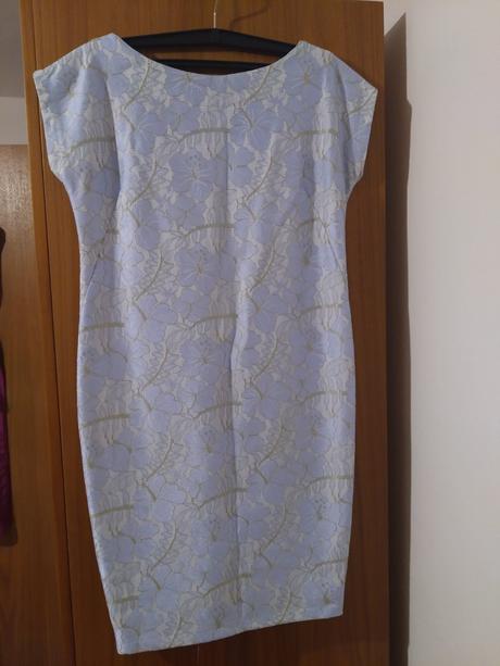 Šaty so vzorom, 40