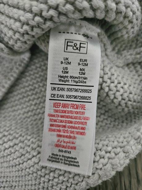 Svetrík na gombíky s uškami f&f 80, f&f,80