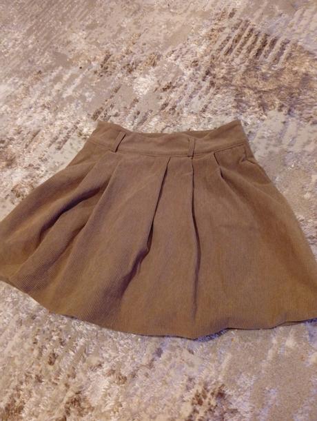 Mencestrova sukna, m