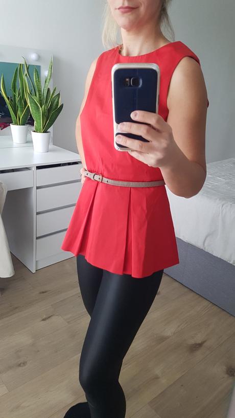 Nadherny ted baker top, 36