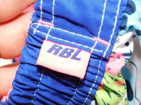 Kvalitne kratasy, rebel,110