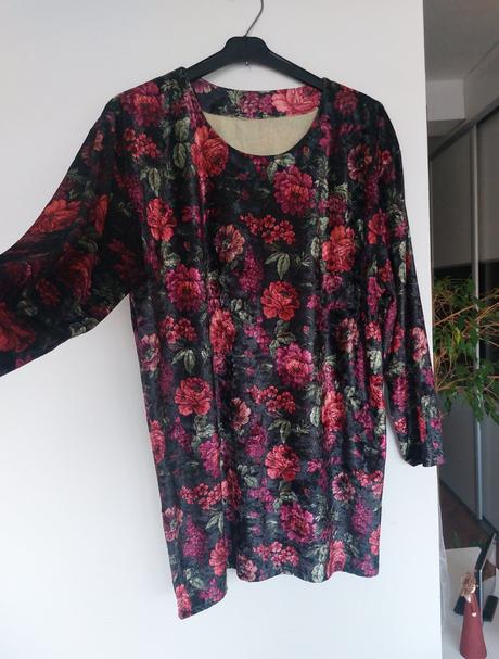Nadherna zamatova tunika m, m