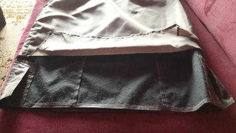 Komplet vesta + sukňa, 36 / 38 / 40 / 42