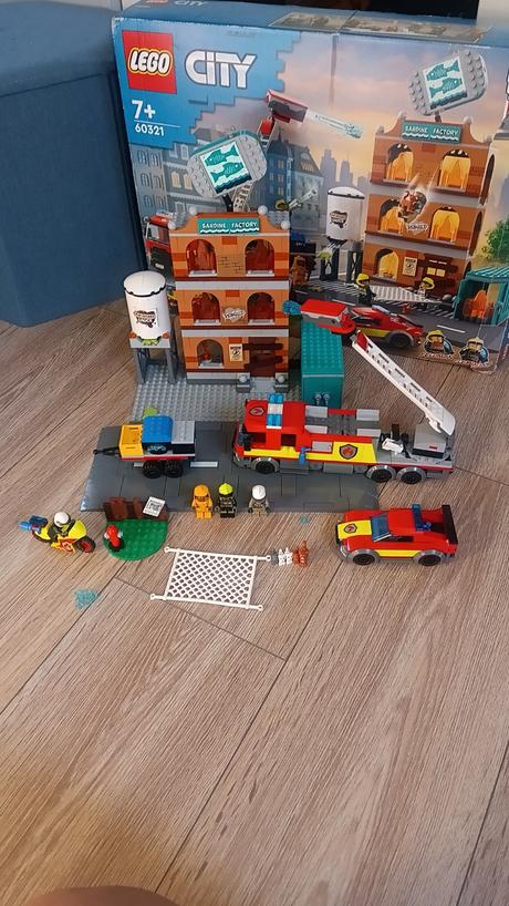 Lego city hasiči- výjazd hasičov, 