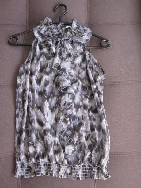 Bluzka s volanom, new look,s