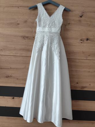 Šaty na prvé sväté prijímanie, 146