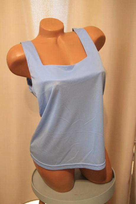Bledo modrý top, m/l, m