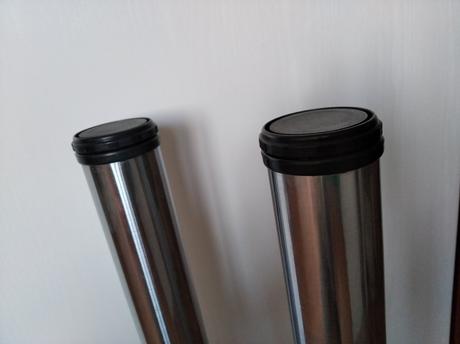 2 x kovová noha k stolu, 