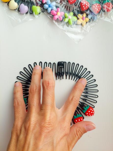 Hreben celenka na vlasy, 