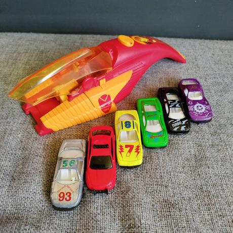 Autá s vystrelovackou, 