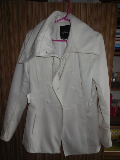 Biely kabát, gate,36