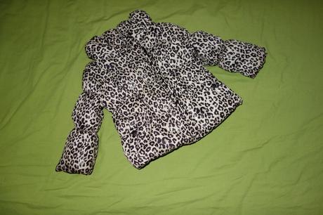 Leopardia zimna bundicka, 86