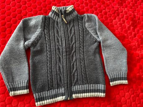 Sveter, 104