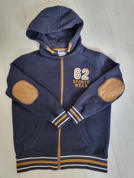 Zachovalá mikina, yigga,134