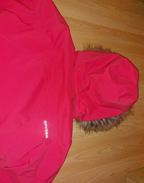 Zimna bunda spyder, 146