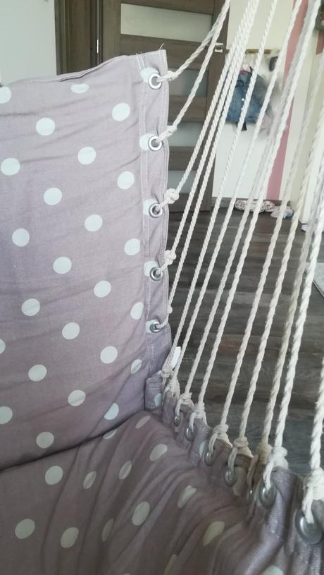 Krásne závesné sedadlo, 