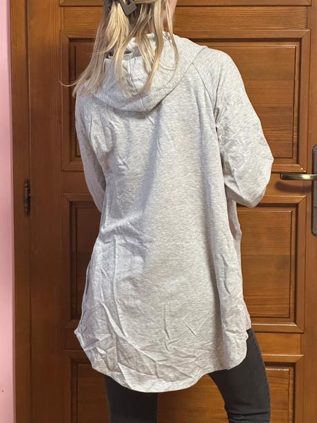 Sivý kardigán s kapucňou, s