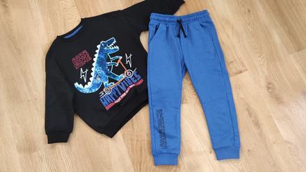 Tepláková suprava, 110