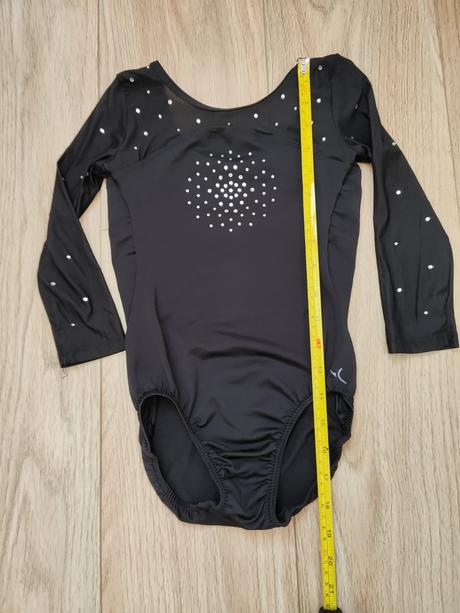 Tanečný overal, 128