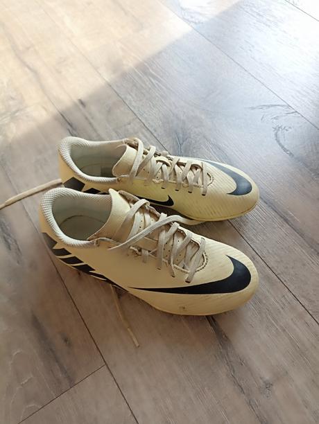 Kopačky, nike,32