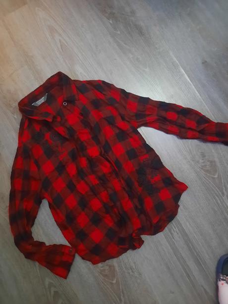 Karovana košeľa., primark,134