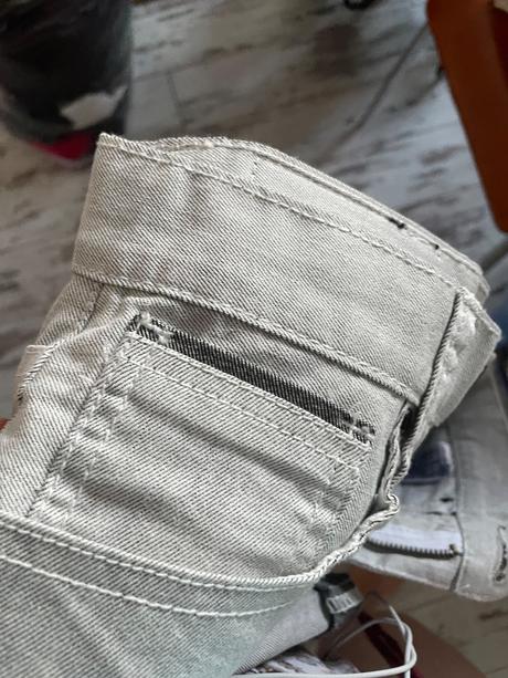 Panske kratase guess, guess,30