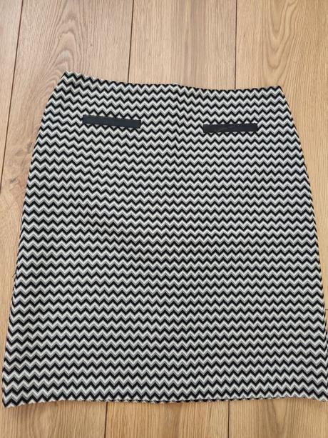 Sukna, marks & spencer,40