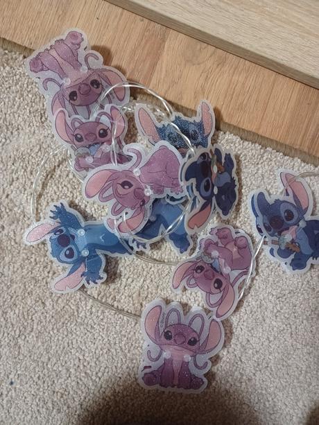 Svetelná reťaz stich, 