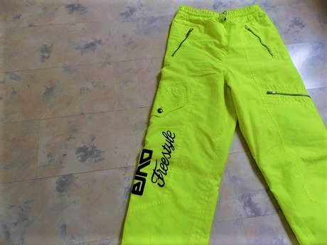 Neónové freestylové otepľovačky, 