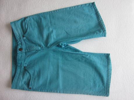 Šortky -  skoro nenosené zn. s. oliver, 38